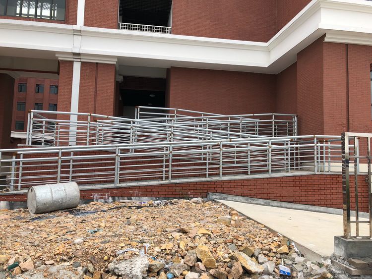 工程用不銹鋼管護欄