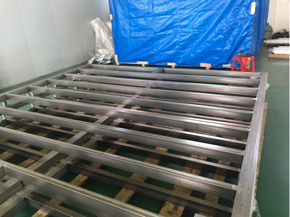 自動化設(shè)備 自動化設(shè)備