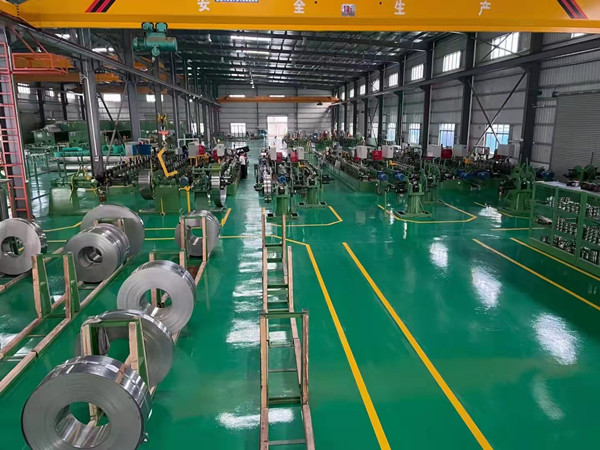 不銹鋼管材生產(chǎn)廠家喜有沃車(chē)間現(xiàn)場(chǎng)實(shí)拍