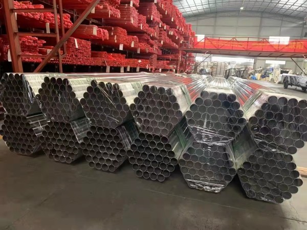 不銹鋼管倉(cāng)庫(kù)